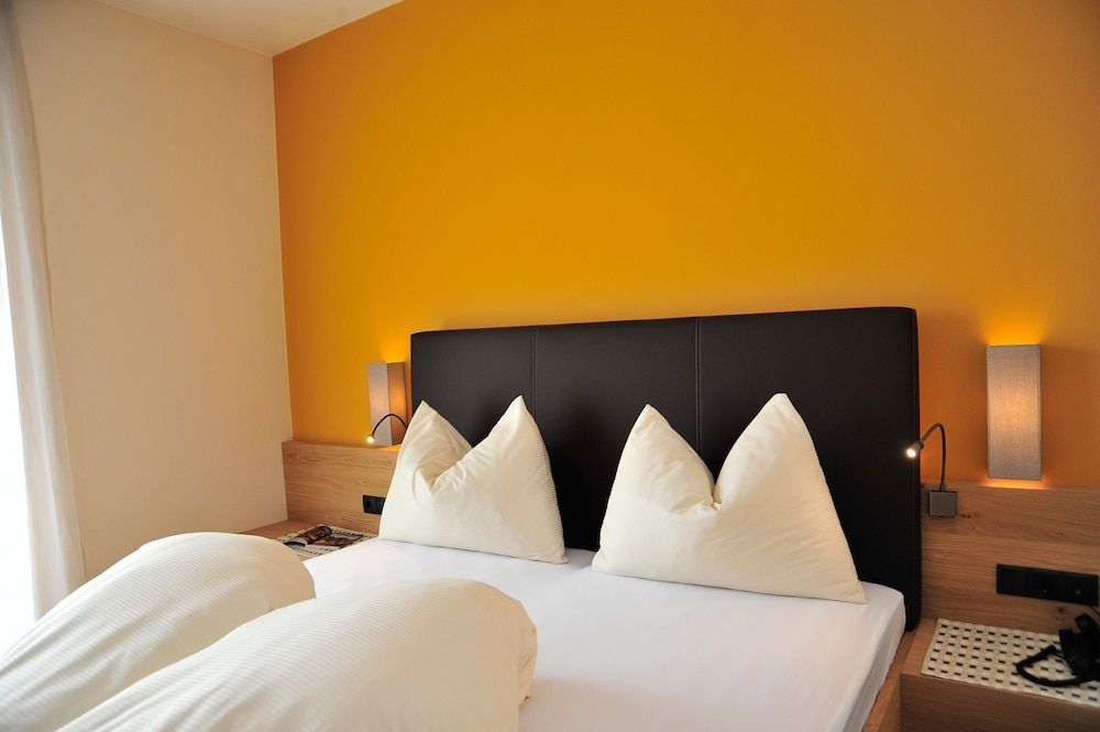 Luxury Apartment, 2 Bedrooms (Garden Loggia)
