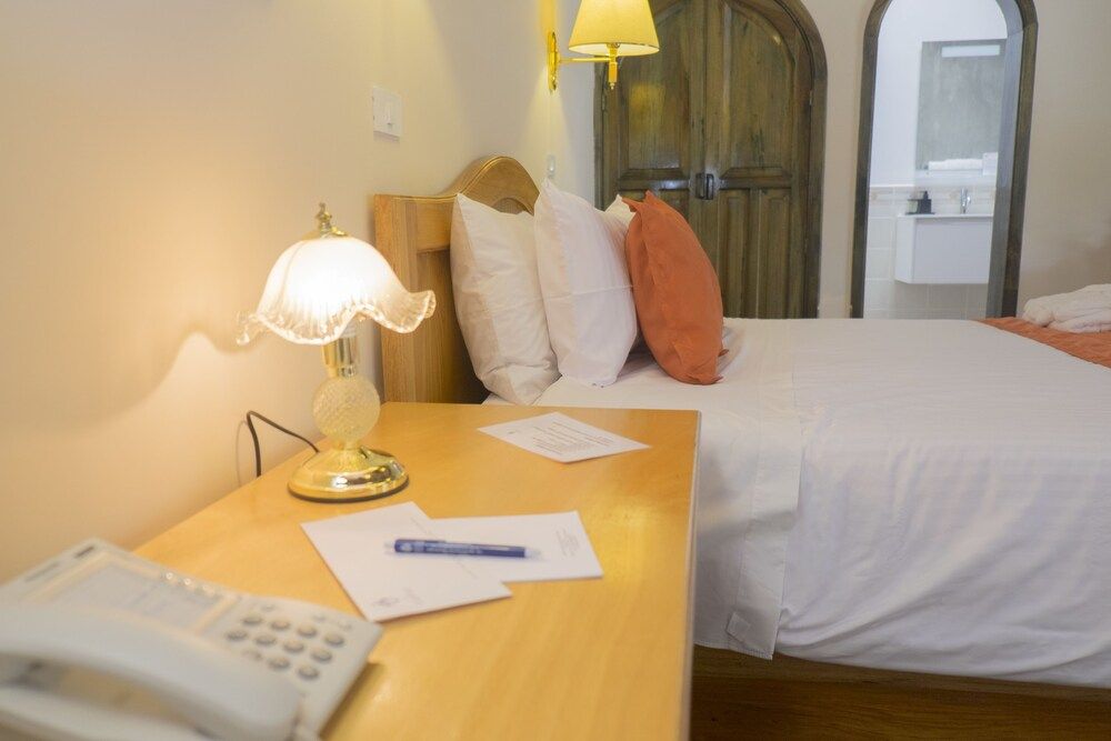 La Coupole Double Room 3