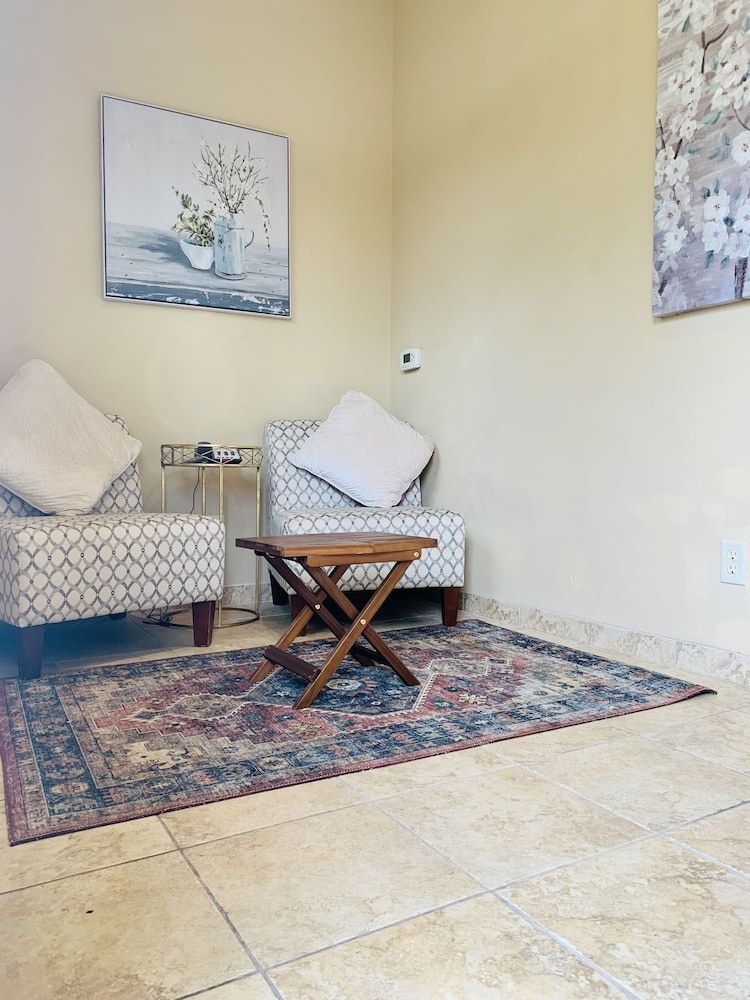 Chateau Coralini Family Studio, Multiple Beds, Patio 11