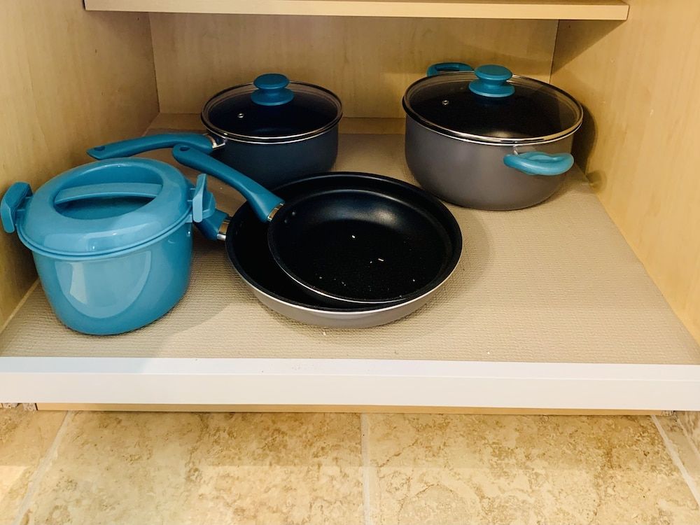 Chateau Coralini Family Studio, Multiple Beds, Patio 7