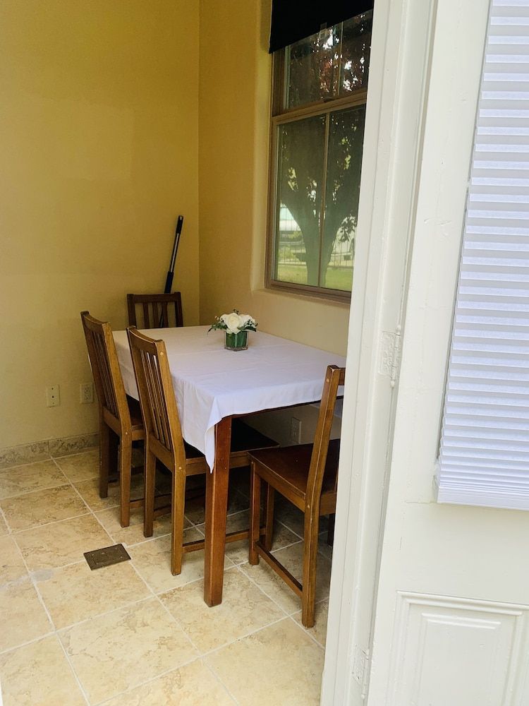 Chateau Coralini Family Studio, Multiple Beds, Patio 13