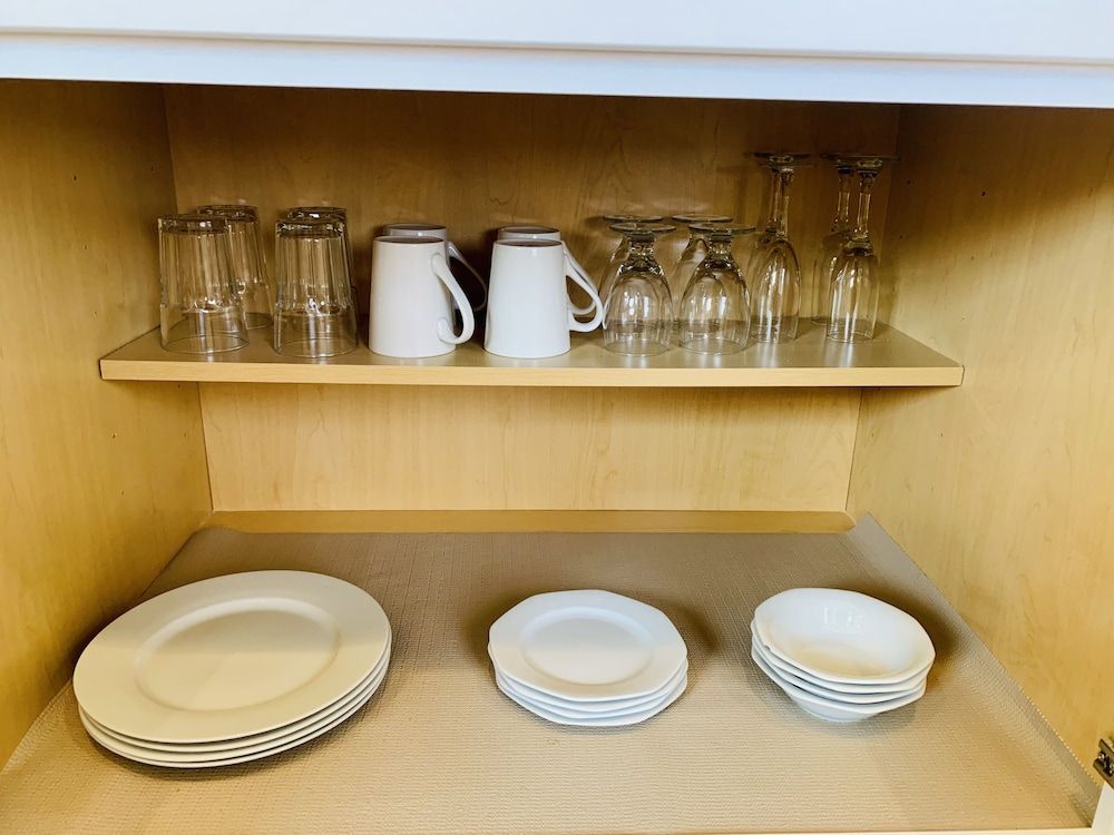 Chateau Coralini Family Studio, Multiple Beds, Patio 5