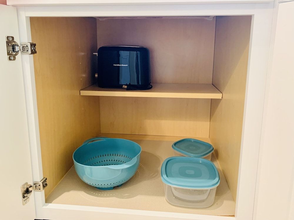 Chateau Coralini Family Studio, Multiple Beds, Patio 8