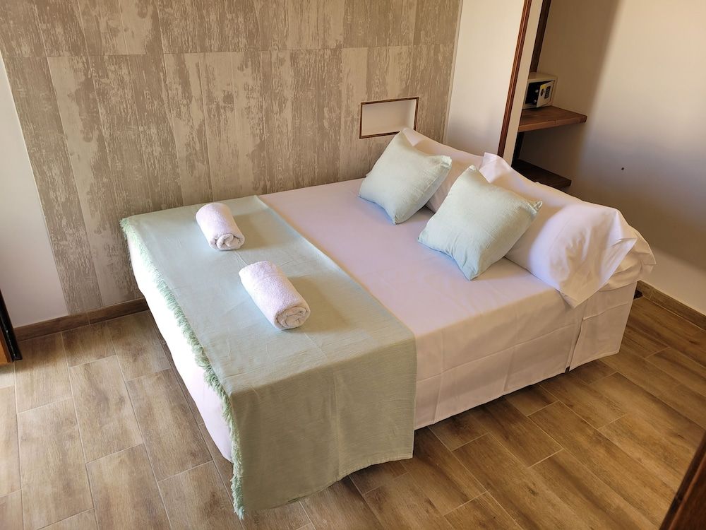 Casal de Petra - Rooms & Pool by My Rooms Hotels Economy Single Room, 1 Double Bed, Non Smoking, Ensuite 4