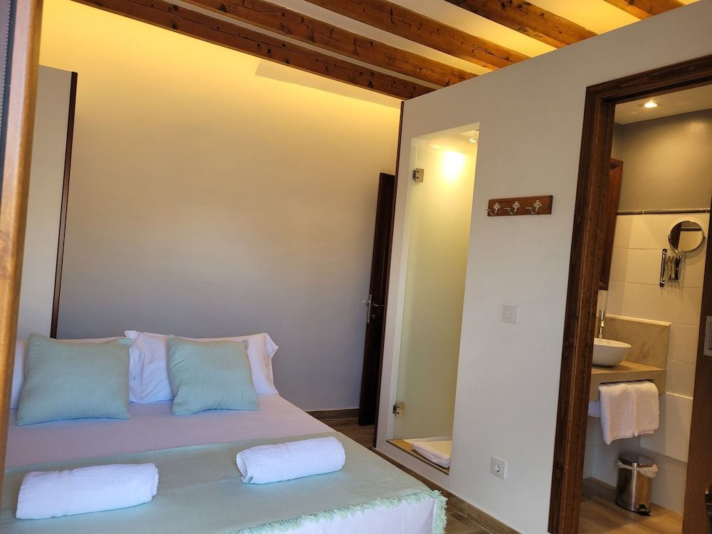 Casal de Petra - Rooms & Pool by My Rooms Hotels Economy Single Room, 1 Double Bed, Non Smoking, Ensuite 13