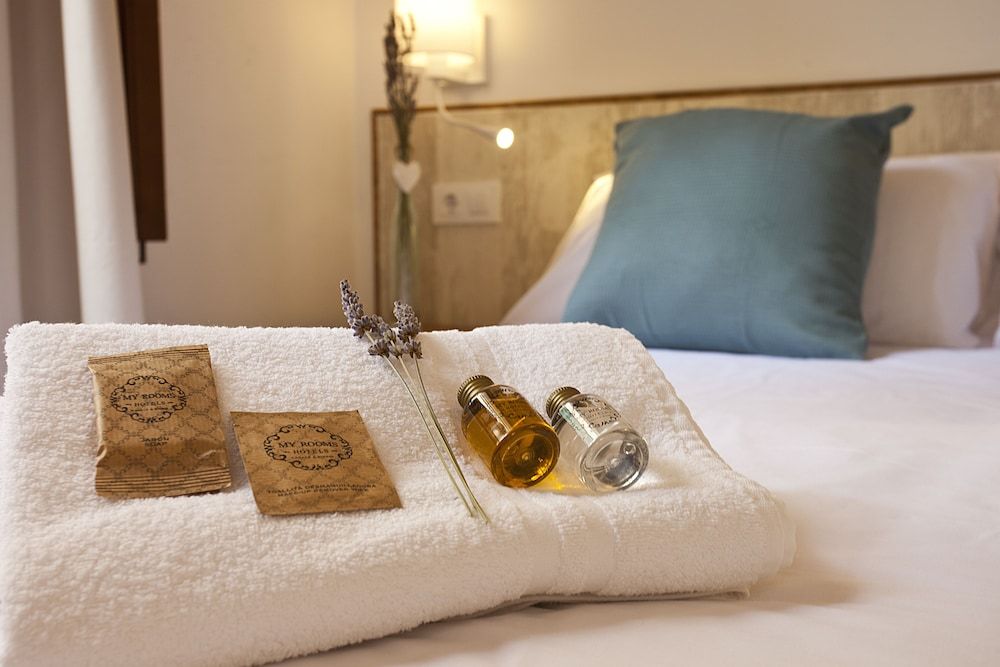 Casal de Petra - Rooms & Pool by My Rooms Hotels Superior Twin Room, 1 Bedroom 7