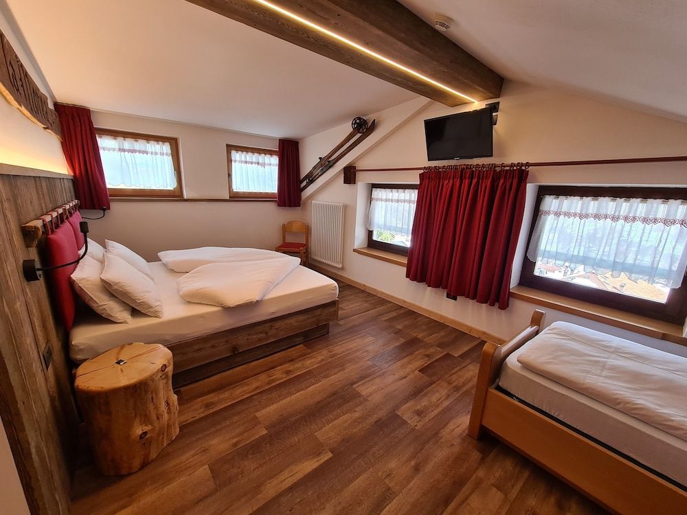 Standard Triple Room, Multiple Beds, Non Smoking