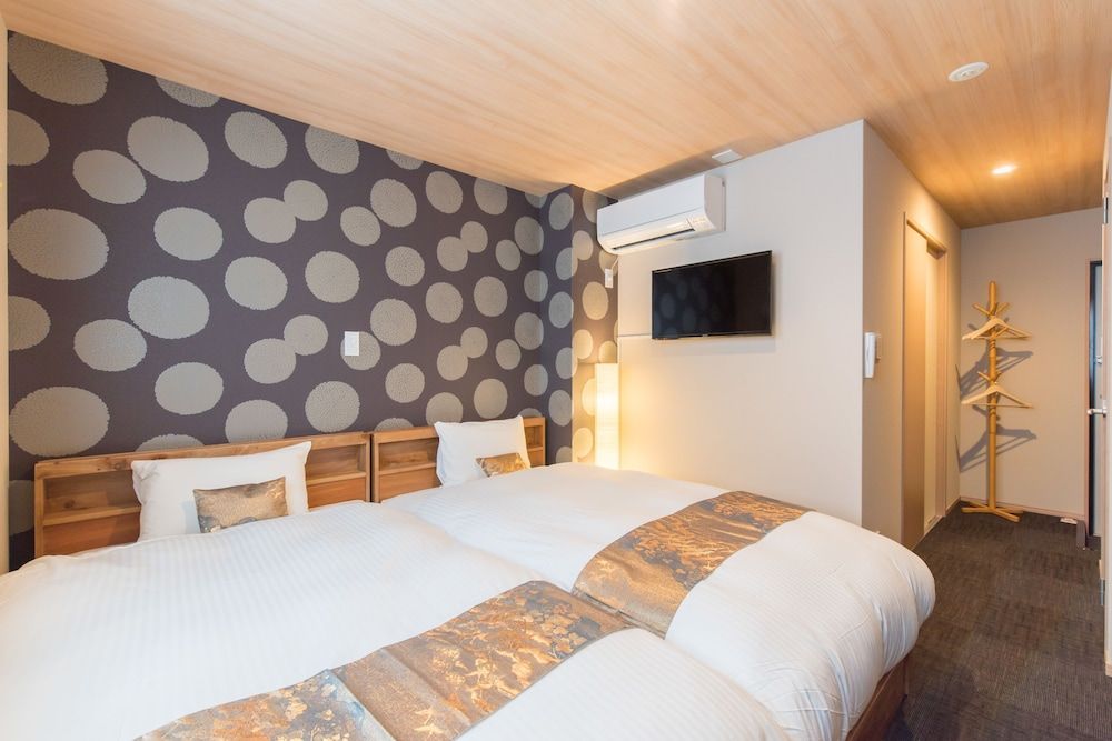 Twin Room, City View