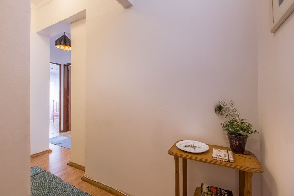 Light Filled Apartment, By TimeCooler Apartment, 1 Bedroom 19