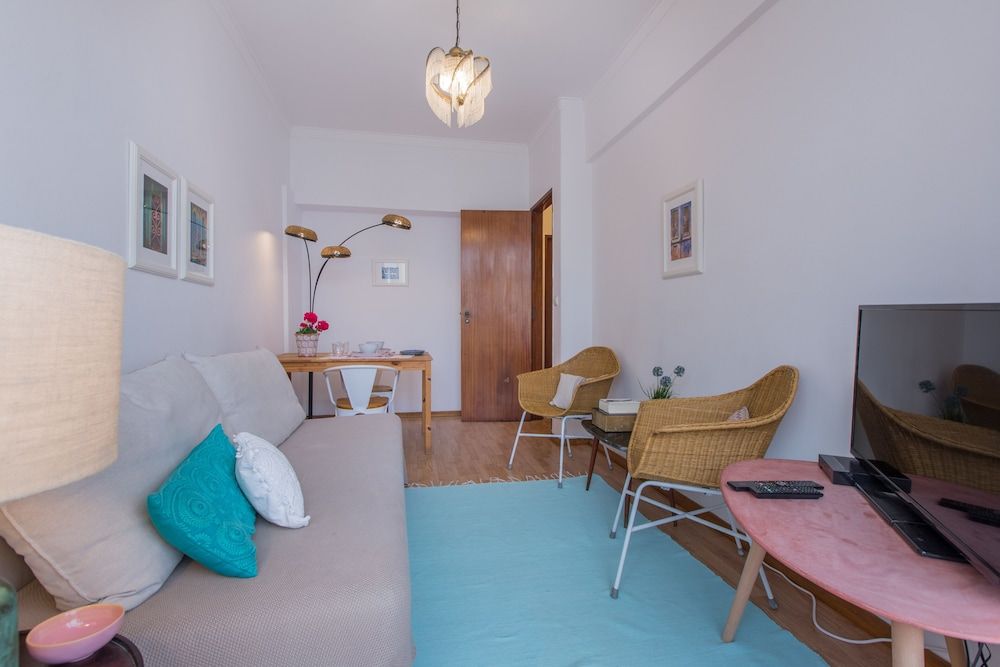 Light Filled Apartment, By TimeCooler Apartment, 1 Bedroom 28