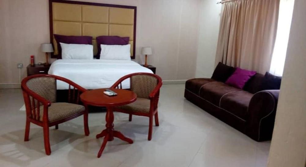 undefined Mapalo Lodge