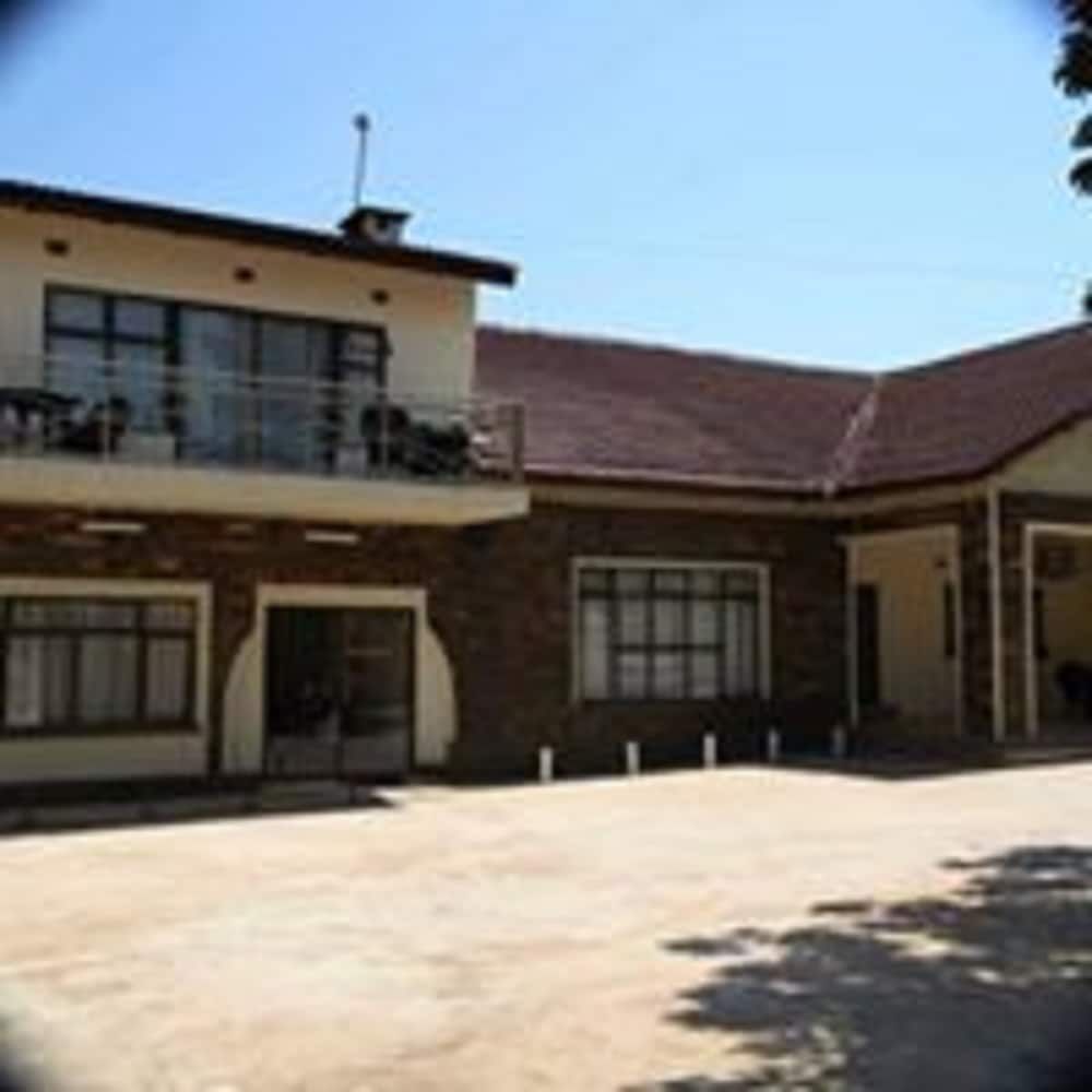 undefined Mapalo Lodge 4