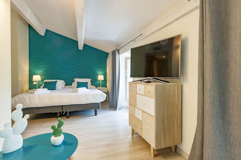 Hotel restaurant des Maures Deluxe Room 2