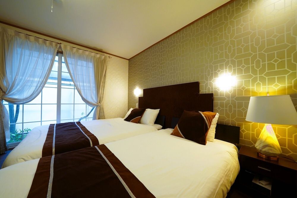 Shinjuku Sakaue House Family House 4