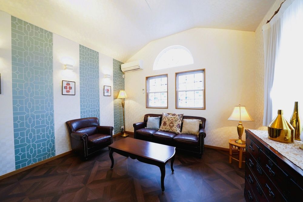 Shinjuku Sakaue House Family House 24