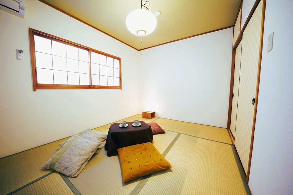 Shinjuku Sakaue House Family House 6