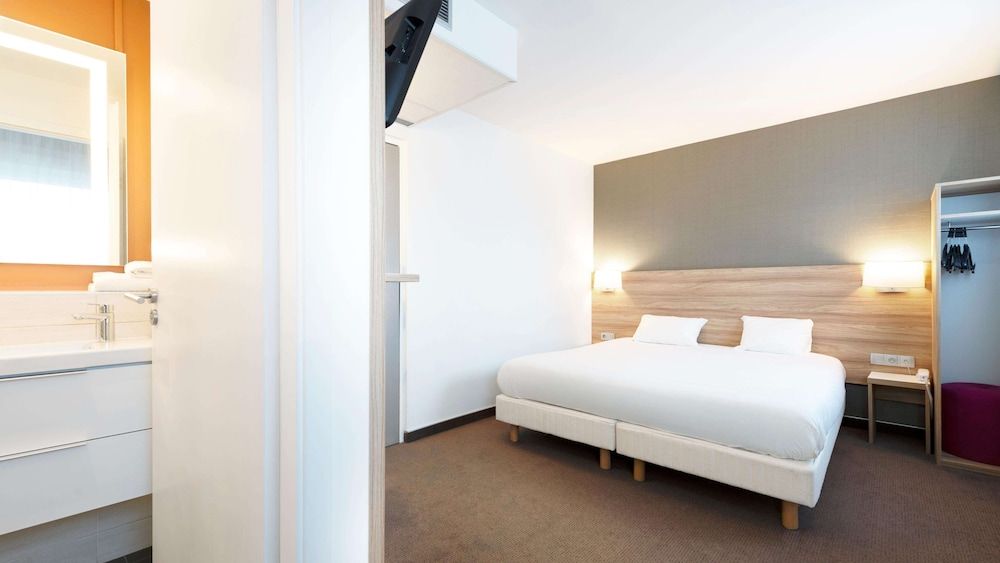 Hotel Campanile Metz Nord - Talange Standard Room, Multiple Beds 5