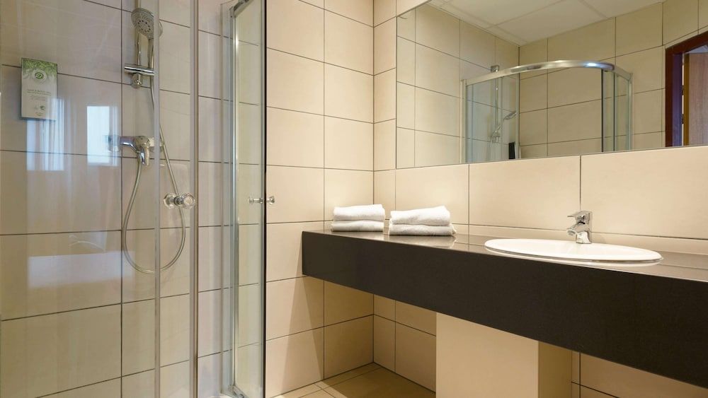 Hotel Campanile Metz Nord - Talange Standard Room, 1 Double Bed with Sofa bed 5