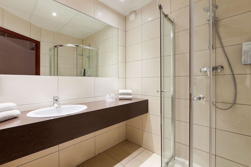 Hotel Campanile Metz Nord - Talange Standard Room, 1 Queen Bed 9