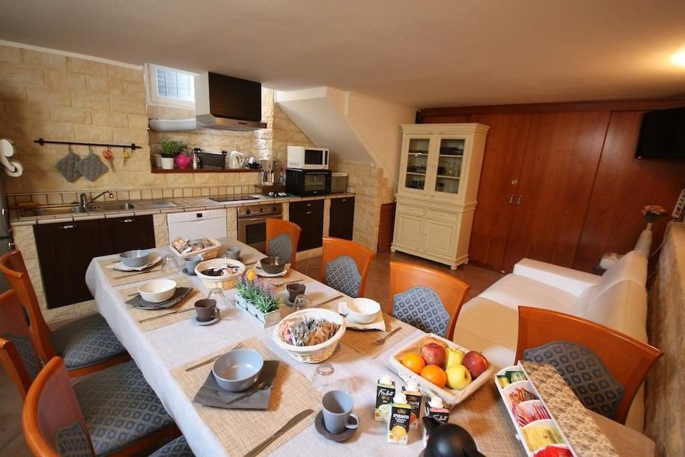 undefined 7 Archi Bed & Breakfast 5