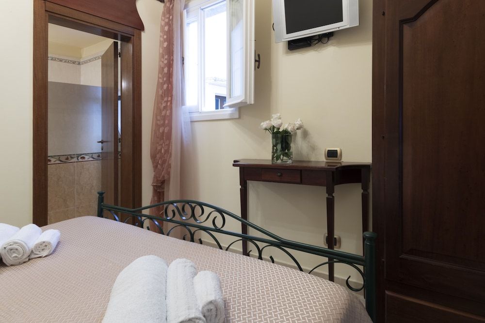 B&B La Riviera Double Room 8