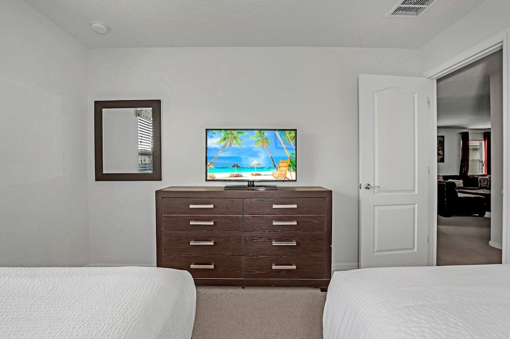 2120 Rome Drive Villa (6 Bedrooms) 9