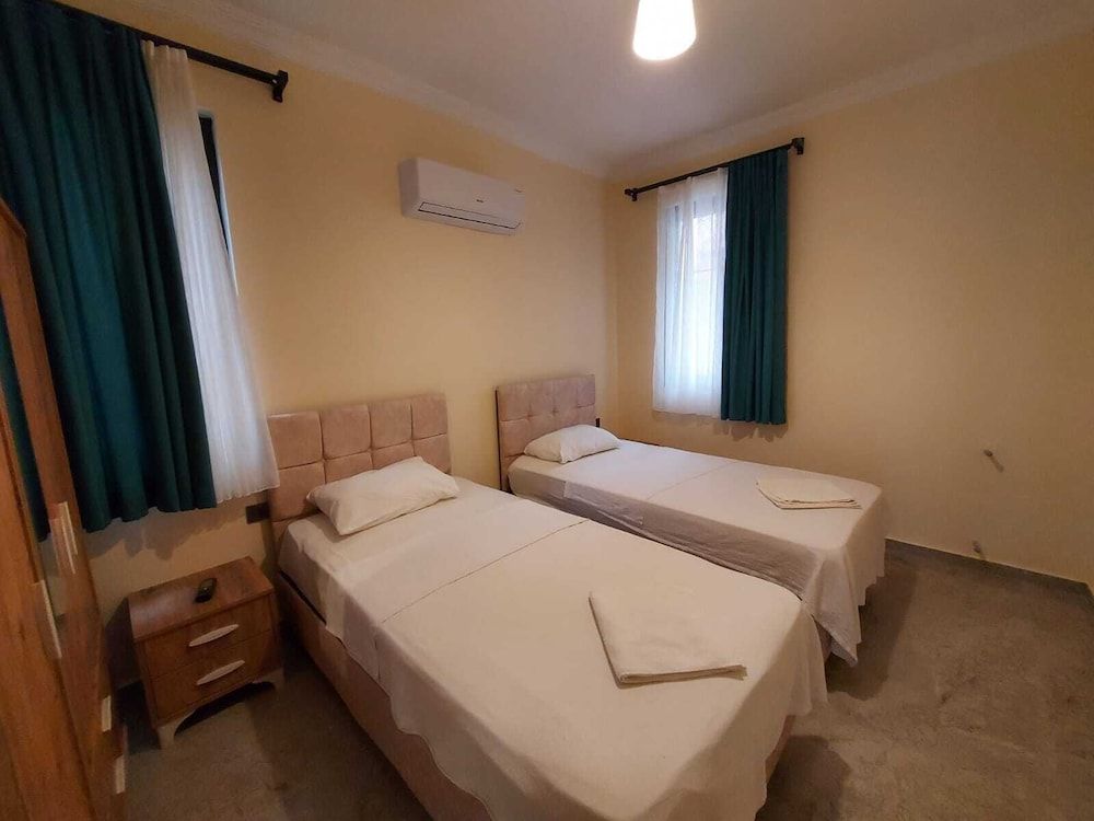 undefined Harmony Apart 6