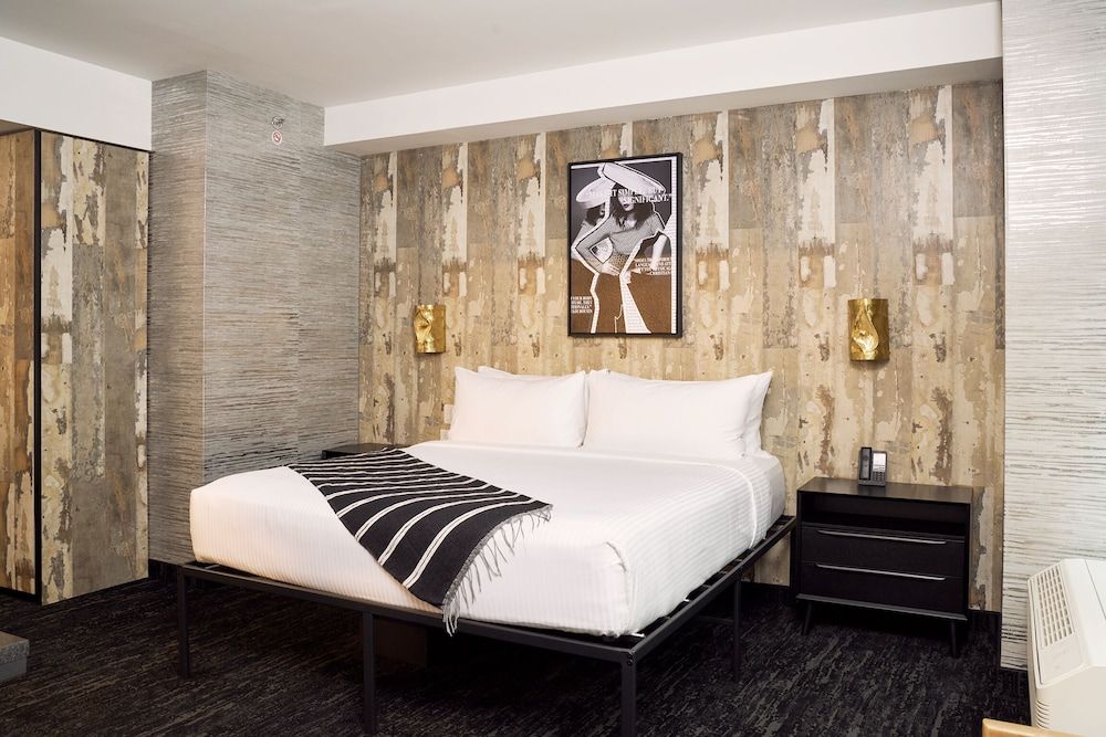 Penthouse Suite