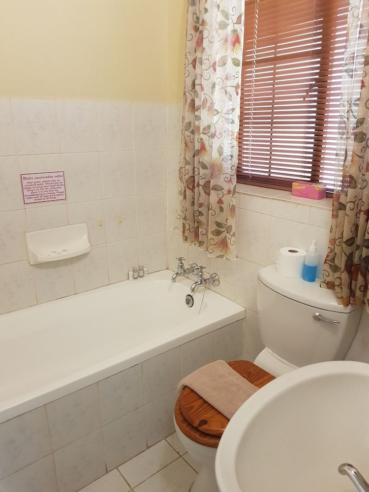 Echo Garden Guesthouse Basic Double Room 9