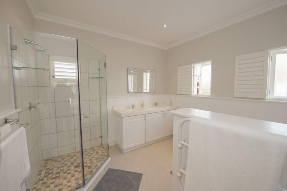 undefined Bollard Bay House 8