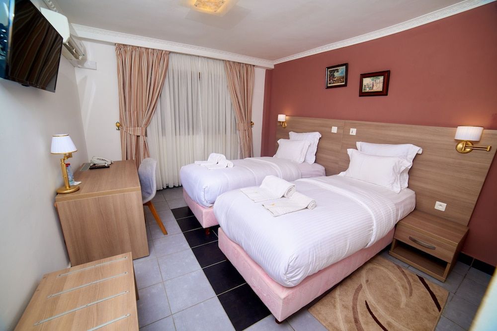 FAYA Hotel Executive Twin Room 11