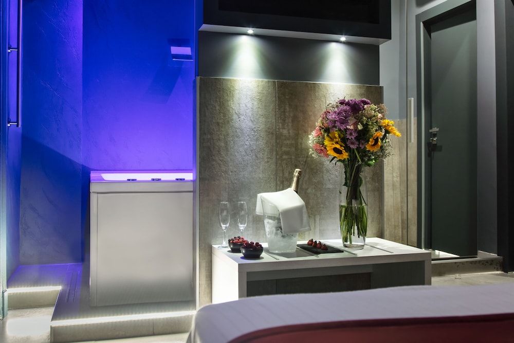 Enjoy Art Deluxe Room, Non Smoking, City View 4