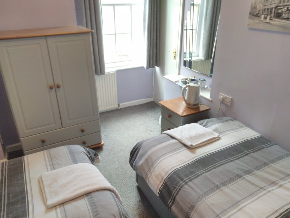 The Bull Basic Twin Room 3