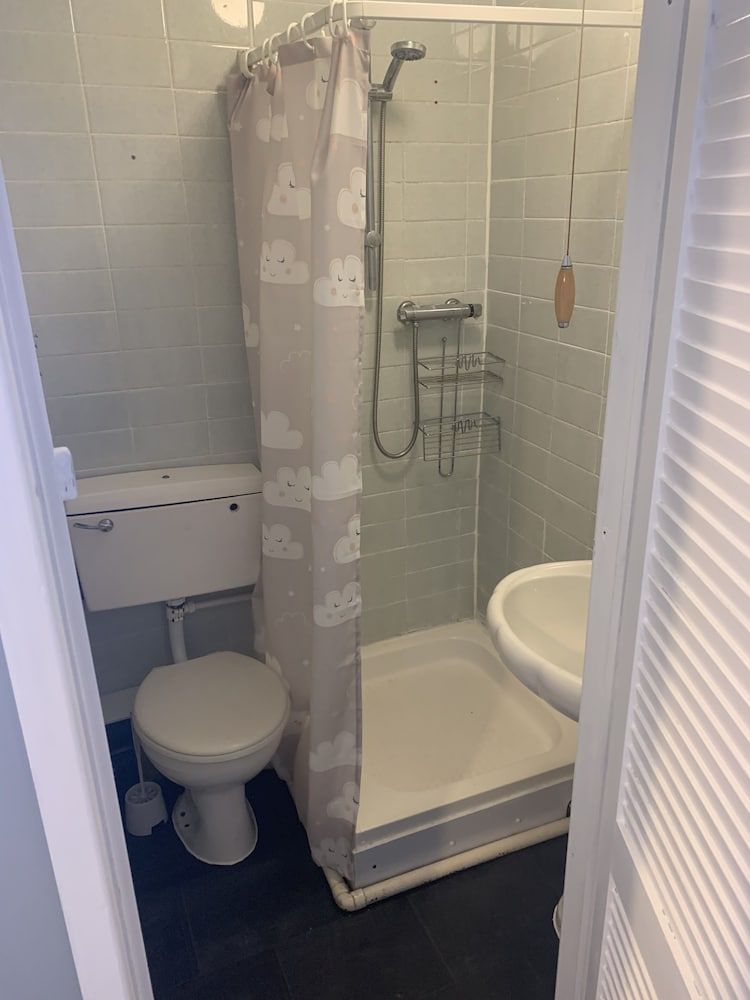 Del Savannah Hotel Comfort Suite, Ensuite (room 4) 9