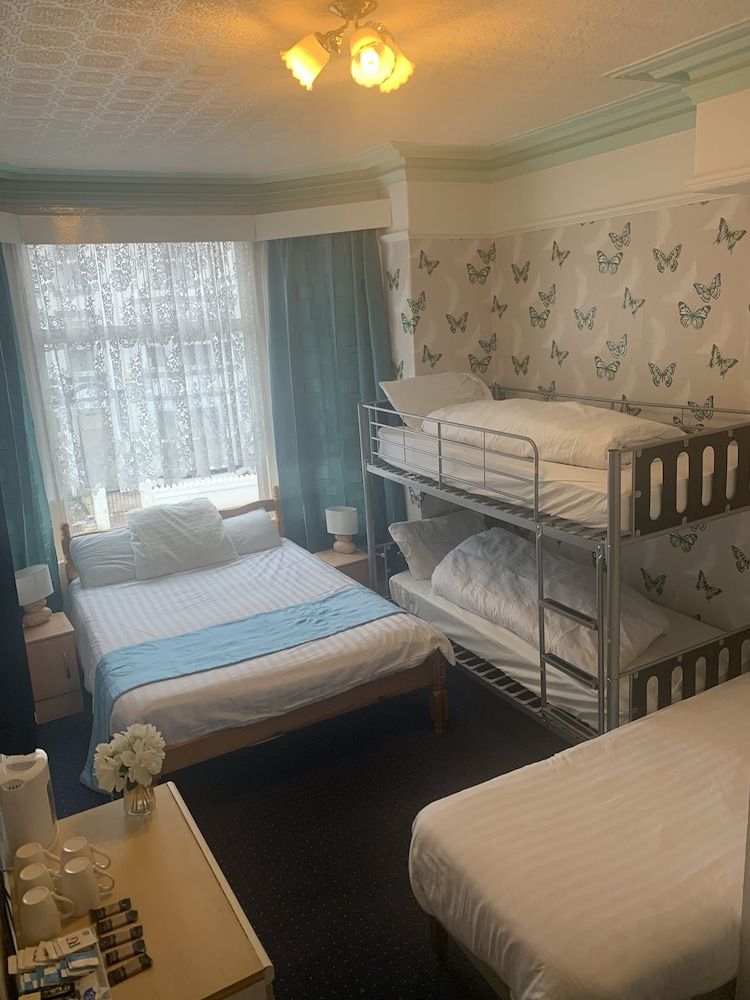 Del Savannah Hotel Comfort Suite, Ensuite (room 4)