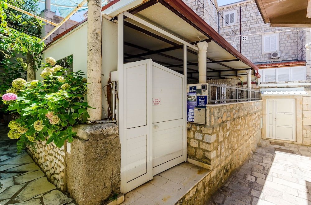 undefined Rooms City Central Old Town 3