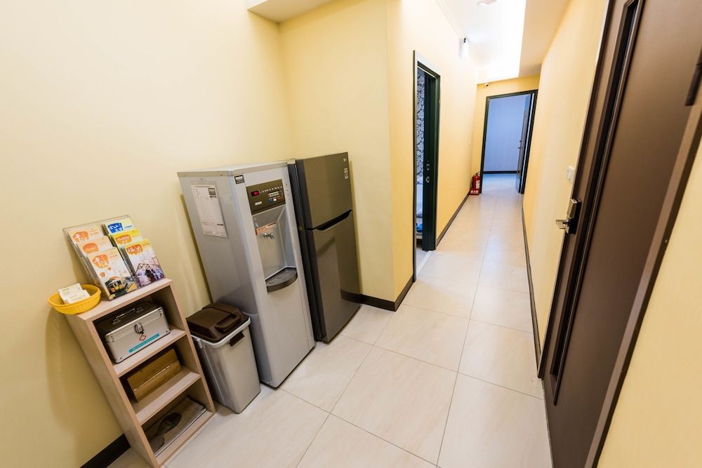 undefined ManMan House 6