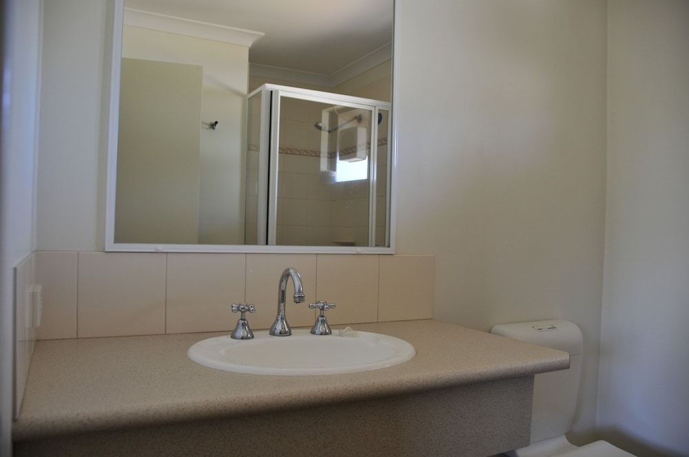 Pelican's Nest Queen Room 3