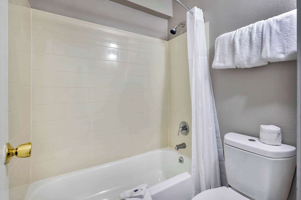 Studio 6 Effingham, Il Standard Room, Multiple Beds, Non Smoking, Kitchenette 7