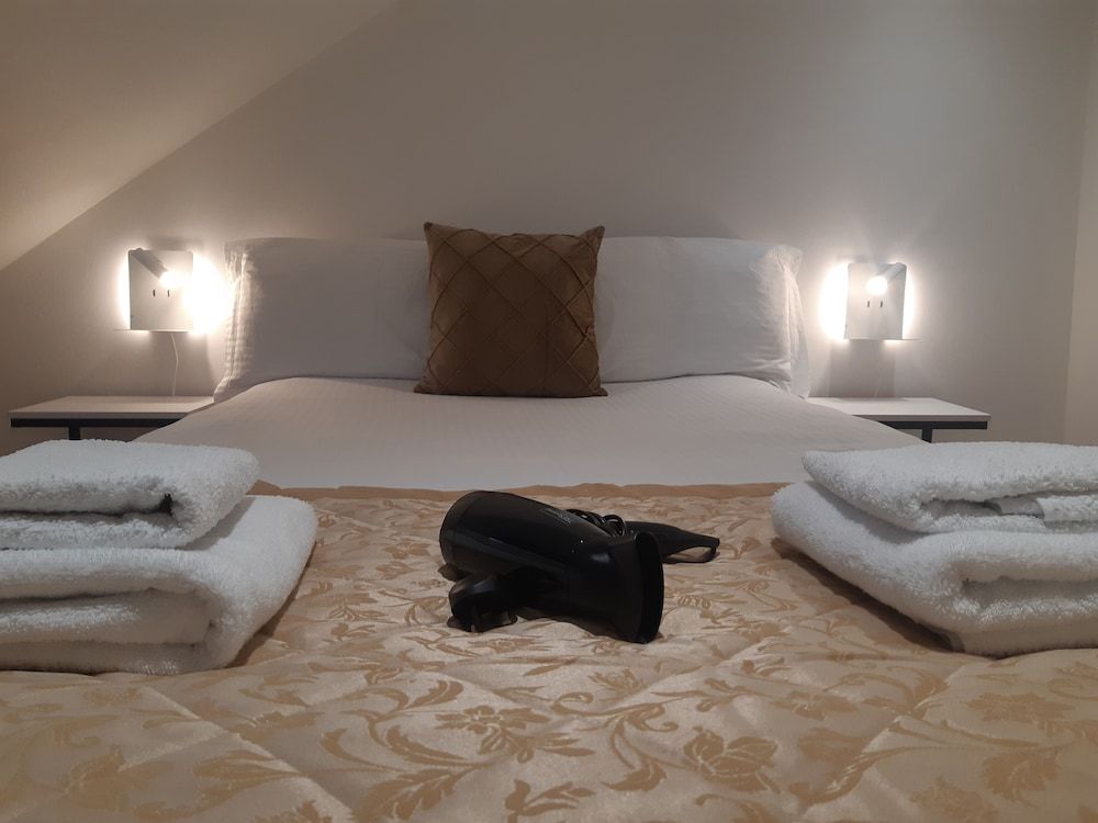 Standard Apartment, Private Bathroom (Top Floor)