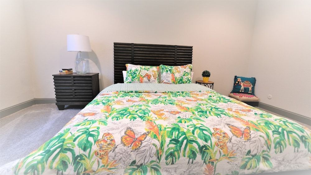 undefined 2Bdrm 2Bath 2Beds - NRG - GRB - MM-Park 3