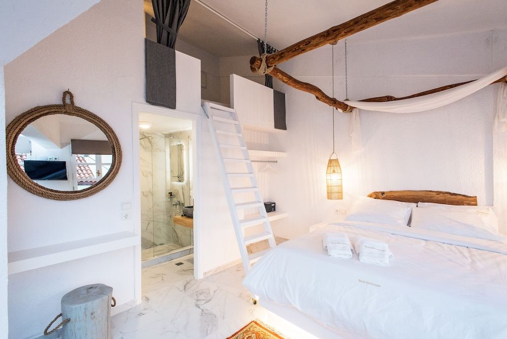 Blue Mountain Guesthouse Arachova Classic Studio Suite (Ethra) 16