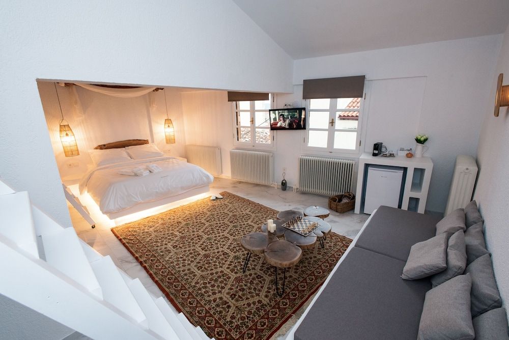 Blue Mountain Guesthouse Arachova Classic Studio Suite (Ethra) 11