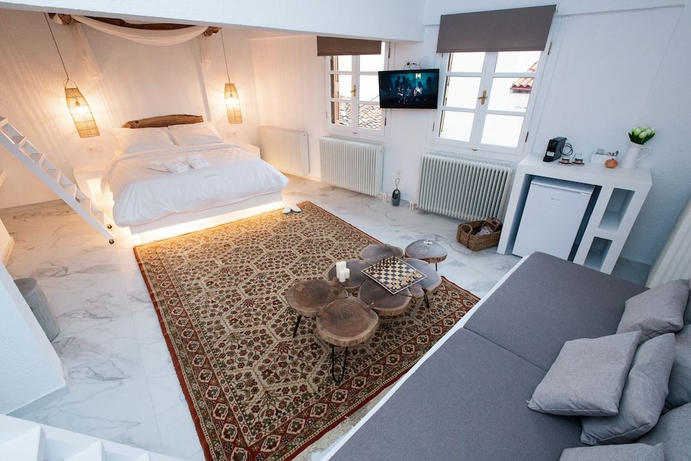 Blue Mountain Guesthouse Arachova Classic Studio Suite (Ethra) 9