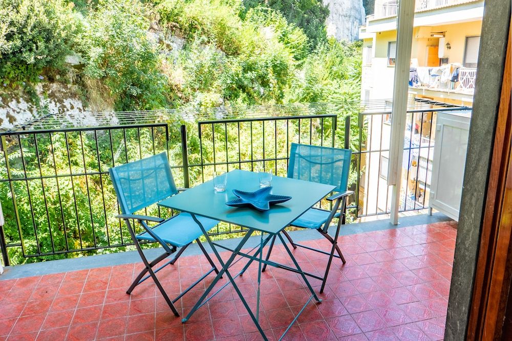 undefined New 2 Bedroom Apt in Sorrento with sea view Terrace 2