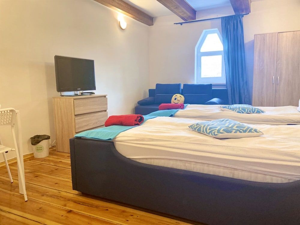 Hostel Sweet Dream Superior Quadruple Room (with sofa bed) 7