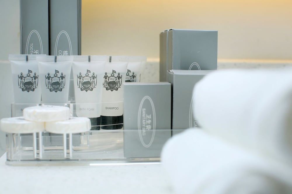 Stanton Hotel Deluxe Family Room 8