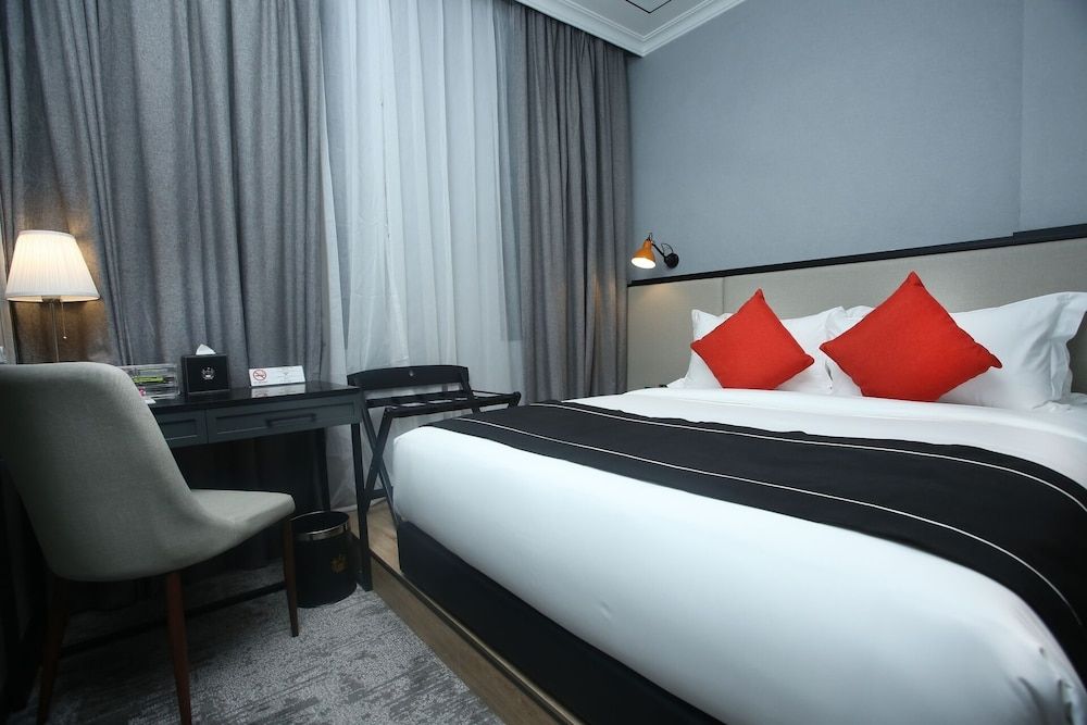 Stanton Hotel Standard Queen Room