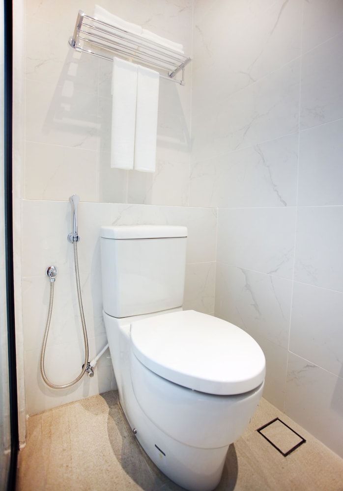 Stanton Hotel Standard Queen Room 5