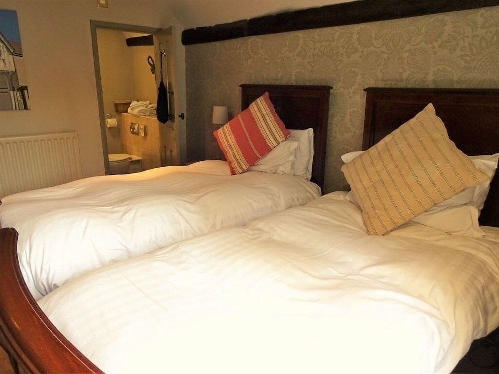 Double or Twin Room, Ensuite (Dbl_Twn)